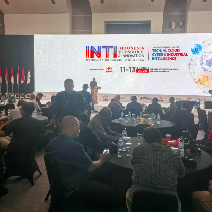 Comunicação de Ningbo Yuanyi brilha na exposição INTI em Jacarta, Indonésia